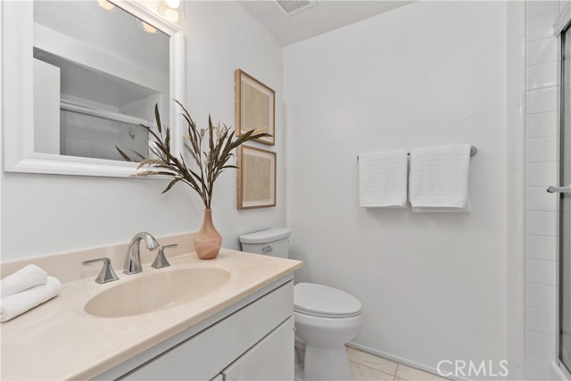 Detail Gallery Image 25 of 36 For 8405 Sweetwater Cir, Huntington Beach,  CA 92646 - 4 Beds | 3 Baths