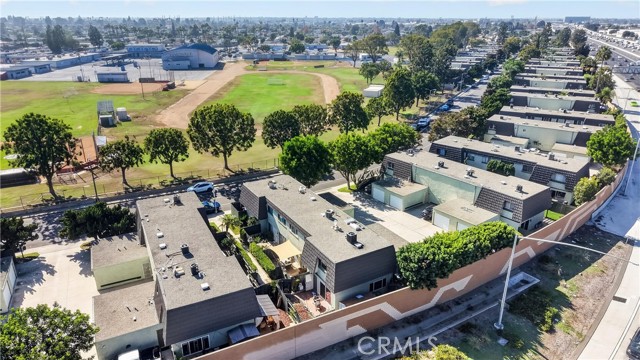 2 Bed Home for Sale in Costa Mesa, California