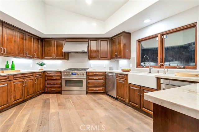 F8c0cf38 4a5e 495c 8685 8ecd9795a6d8