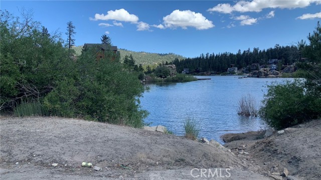 826 Boulder Road, Big Bear Lake CA: https://media.crmls.org/medias/f8c0d6e1-7bf3-4c9c-b344-ef82e02107d1.jpg