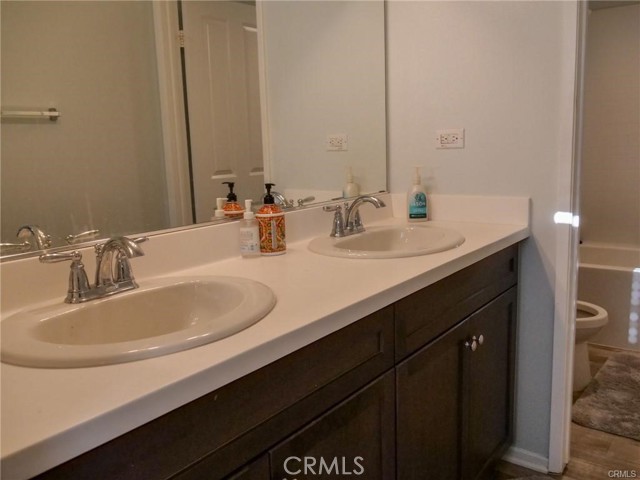 Image 11 of 19 For 24280 White Willow Avenue