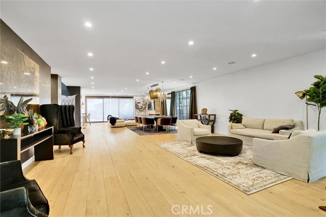 Detail Gallery Image 9 of 75 For 618 6th Ave, Venice,  CA 90291 - 4 Beds | 4 Baths