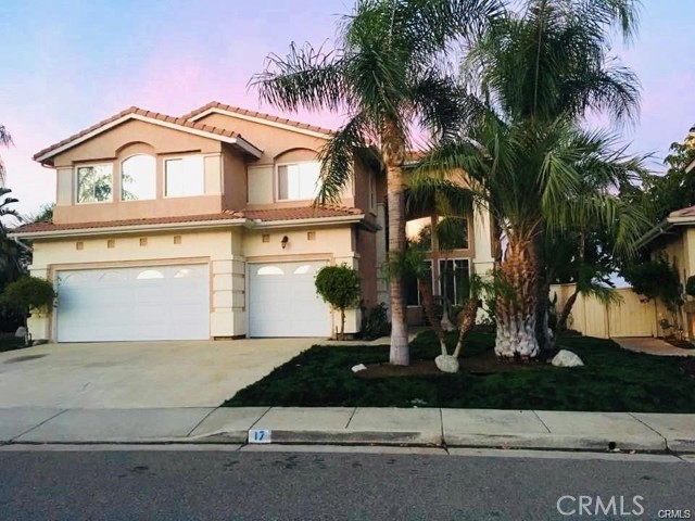 Detail Gallery Image 2 of 13 For 17 Corte Montena, Lake Elsinore,  CA 92532 - 4 Beds | 3 Baths