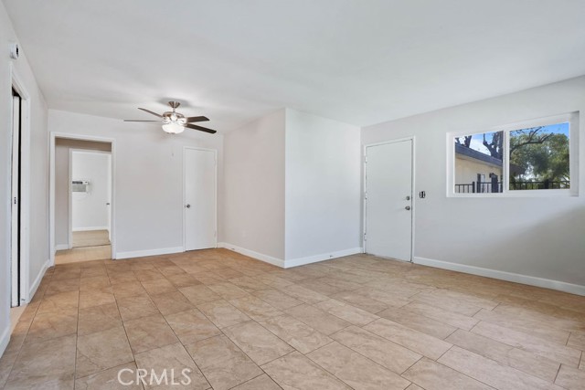 Detail Gallery Image 17 of 23 For 16516 Upland Ave, Fontana,  CA 92335 - – Beds | – Baths