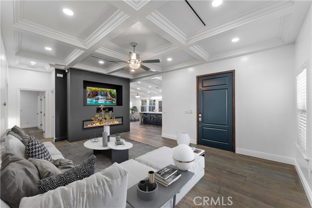 Detail Gallery Image 6 of 34 For 6418 Ringsdale Ct, Bakersfield,  CA 93313 - 3 Beds | 2/1 Baths