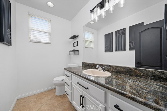 17530 Dry Run Court, Riverside CA: https://media.crmls.org/medias/f8c3d7df-52d9-4364-844c-805cb1a7fd11.jpg