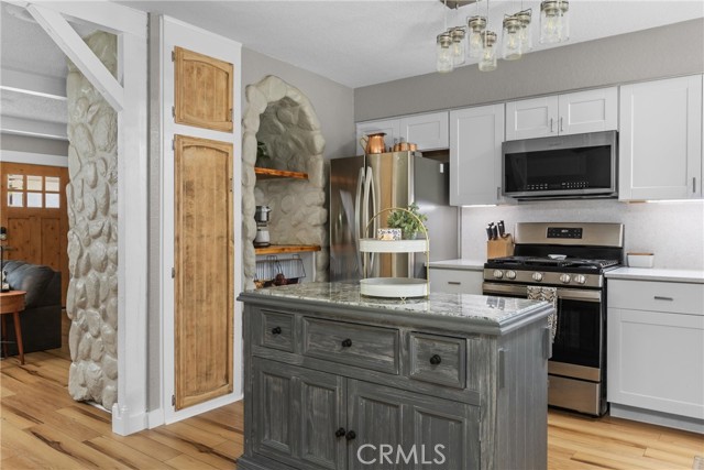 Detail Gallery Image 14 of 33 For 4913 Sparrow Hawk Ln, Paso Robles,  CA 93446 - 3 Beds | 2 Baths