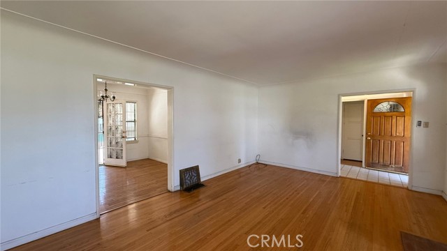 Detail Gallery Image 6 of 14 For 1109 Abbot Ave, San Gabriel,  CA 91776 - 3 Beds | 1/1 Baths