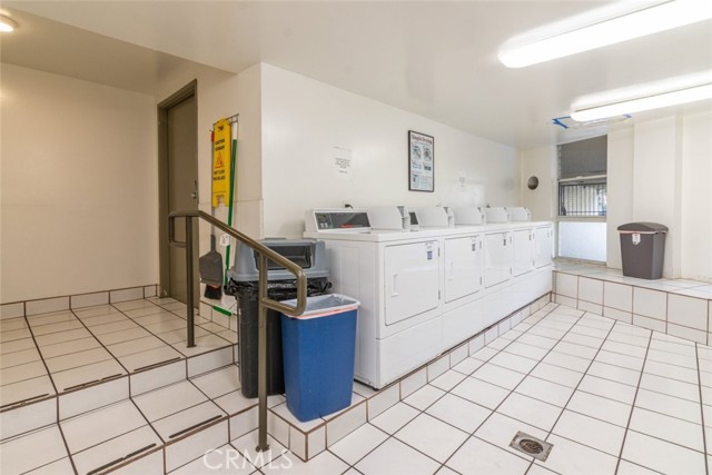 Detail Gallery Image 13 of 19 For 2311 4th St #221,  Santa Monica,  CA 90405 - 1 Beds | 1 Baths