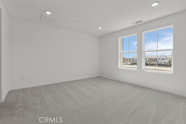 4279 S Hermosa Paseo, Ontario CA: https://media.crmls.org/medias/f8c5dd8e-474c-4ccb-bbc9-fe90ed3b5593.jpg