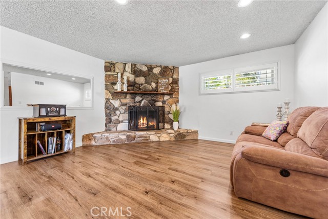 Detail Gallery Image 21 of 53 For 19830 Grant, Corona,  CA 92881 - 4 Beds | 3 Baths