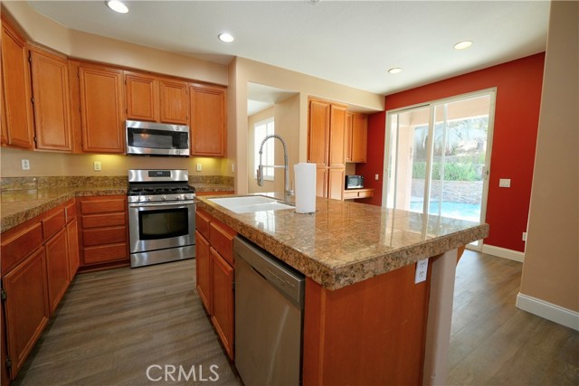 29429 Masters Drive, Murrieta CA: https://media.crmls.org/medias/f8c61de8-2b9f-47a2-8620-e419efeb4d51.jpg