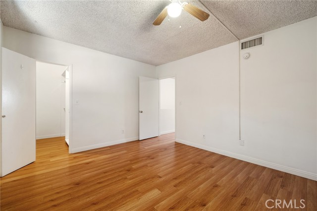 Detail Gallery Image 15 of 31 For 17045 Roscoe #14,  Northridge,  CA 91325 - 2 Beds | 1/1 Baths