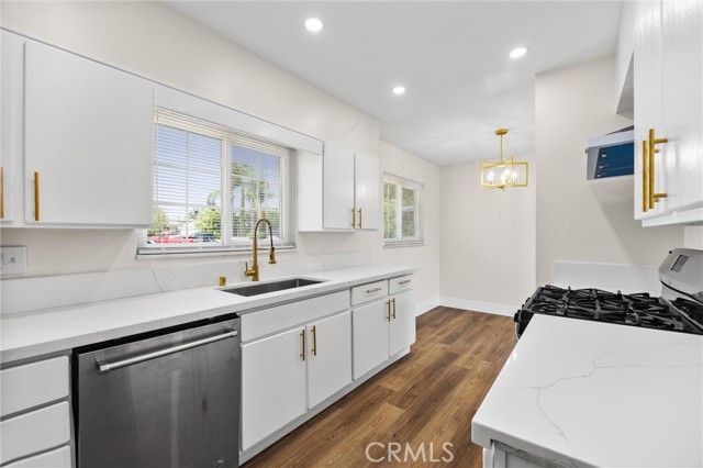 3125 Fillmore Avenue, Bakersfield CA: https://media.crmls.org/medias/f8c72159-6328-47fd-bb71-6d8a23b69edc.jpg