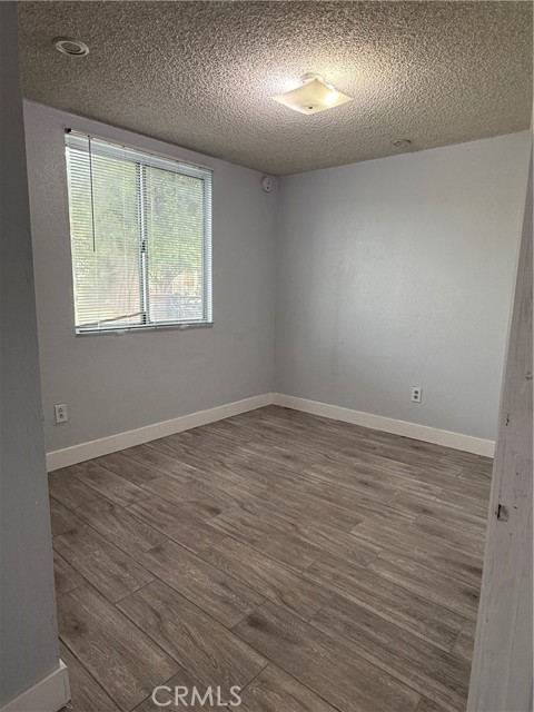 Detail Gallery Image 7 of 14 For 1170 E 55th, Long Beach,  CA 90805 - 2 Beds | 1 Baths