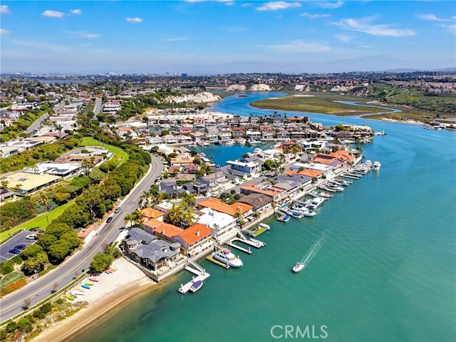 Detail Gallery Image 47 of 48 For 1112 Westcliff Dr, Newport Beach,  CA 92660 - 4 Beds | 4 Baths