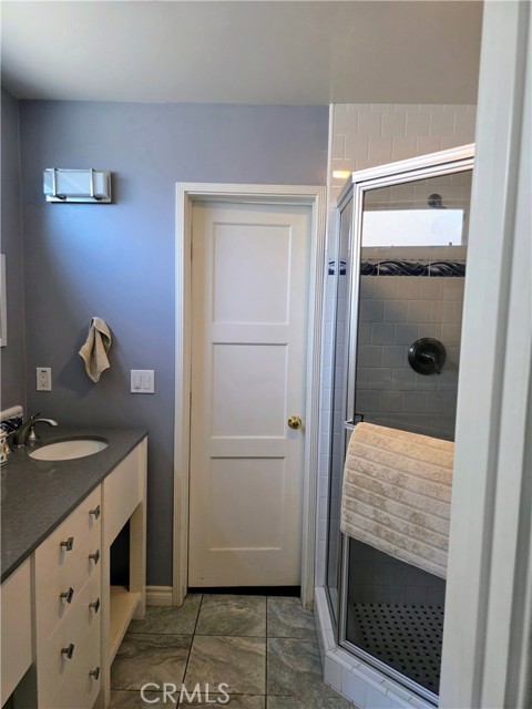427 Orlena Avenue, Long Beach CA: https://media.crmls.org/medias/f8c8ba5f-7943-48c2-a227-8cf3c3a78e6f.jpg