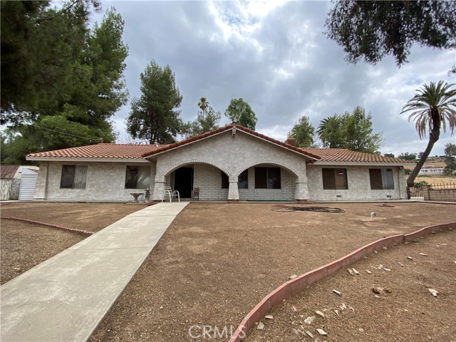 5960 Hawarden Dr, Riverside, CA 92506