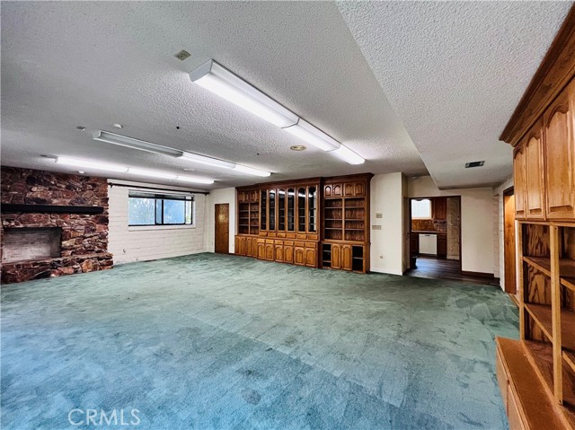19901 Yorba Linda Blvd, Yorba Linda CA: https://media.crmls.org/medias/f8c9ad23-9190-447d-8cb8-477419658e4c.jpg