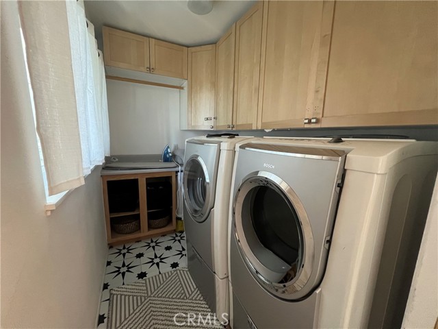 Detail Gallery Image 16 of 17 For 23870 Lakeview, Crestline,  CA 92325 - 2 Beds | 2 Baths