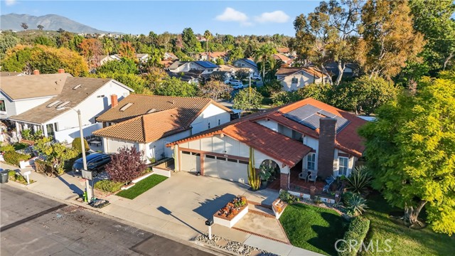 Detail Gallery Image 6 of 53 For 20972 Calle Celeste, Lake Forest,  CA 92630 - 4 Beds | 2 Baths