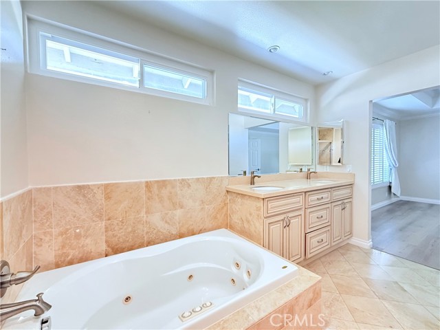 Detail Gallery Image 24 of 33 For 7 Calhoun, Irvine,  CA 92620 - 4 Beds | 2/1 Baths