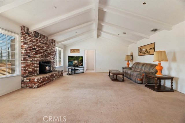 8853 Dufferin Avenue, Riverside CA: https://media.crmls.org/medias/f8cc569f-d8ff-4c53-9149-57ece3b1d663.jpg