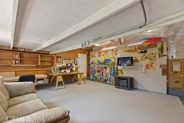 Detail Gallery Image 28 of 37 For 17156 Bullock St, Encino,  CA 91316 - 3 Beds | 2 Baths