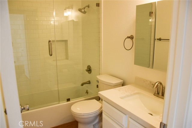 3340 E Collins Avenue, Orange CA: https://media.crmls.org/medias/f8cdad85-13a7-4c84-bddd-746fff2b90a6.jpg