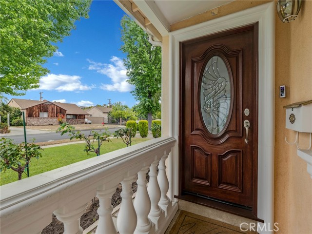Detail Gallery Image 4 of 28 For 6249 Beeman Ave, North Hollywood,  CA 91606 - 3 Beds | 2 Baths