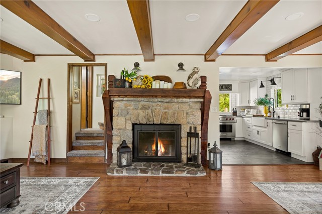 Detail Gallery Image 9 of 75 For 243 Manzanita Dr, Lake Arrowhead,  CA 92352 - 4 Beds | 3 Baths