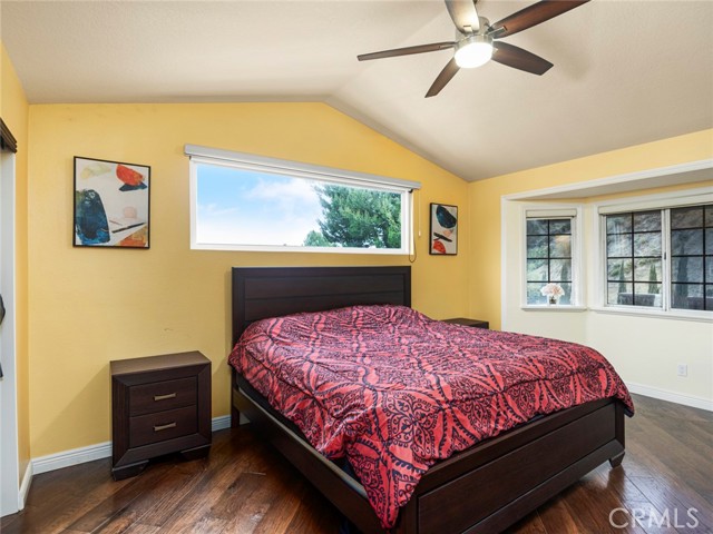 Detail Gallery Image 34 of 39 For 28625 Victoria Rd, Castaic,  CA 91384 - 3 Beds | 2/1 Baths