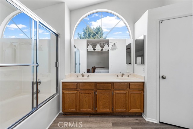 Detail Gallery Image 22 of 32 For 37443 Yorkshire Dr, Palmdale,  CA 93550 - 3 Beds | 3/1 Baths