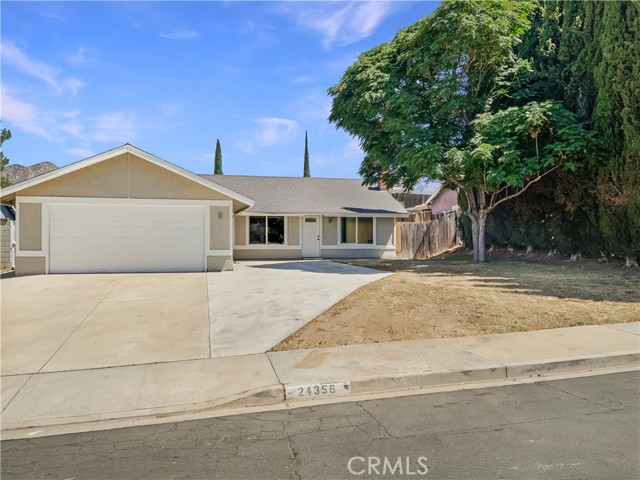 Detail Gallery Image 1 of 1 For 24356 Pawnee Trl, Moreno Valley,  CA 92557 - 4 Beds | 2 Baths