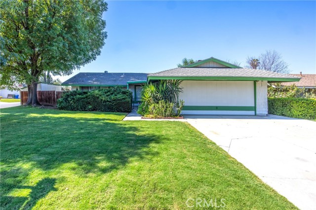 Detail Gallery Image 6 of 49 For 2828 Shalimar, Riverside,  CA 92504 - 3 Beds | 2 Baths