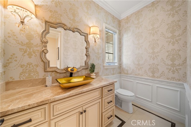 Detail Gallery Image 8 of 38 For 6138 Avon Ave, Temple City,  CA 91775 - 5 Beds | 6 Baths