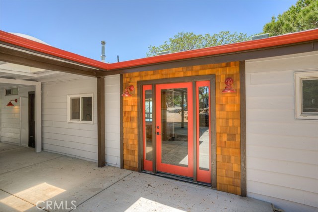 Detail Gallery Image 2 of 34 For 5103 Royal Oaks Dr, Oroville,  CA 95966 - 3 Beds | 2 Baths
