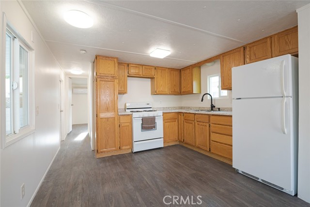 Detail Gallery Image 7 of 23 For 73 Alesandro a,  Palm Springs,  CA 92264 - 1 Beds | 1 Baths