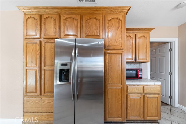 17392 Paine Street, Fontana CA: https://media.crmls.org/medias/f8d11348-3ce4-430d-a14f-41a1699aa6ef.jpg