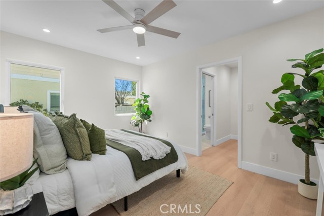 2411 Thomas Avenue, Redondo Beach CA: https://media.crmls.org/medias/f8d157e1-e9e2-4738-9834-7c8e8a4d901f.jpg