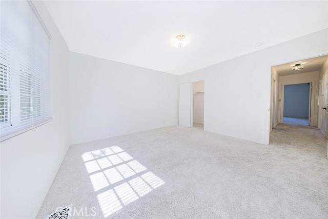 Detail Gallery Image 34 of 52 For 2255 E Chevy Chase Dr, Glendale,  CA 91206 - 4 Beds | 3 Baths