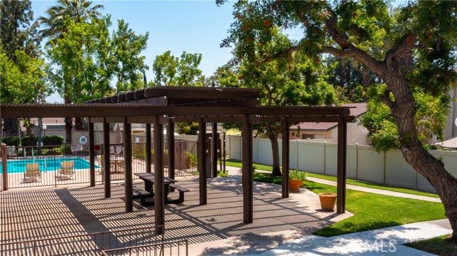 Detail Gallery Image 37 of 51 For 820 E Silver Maple, Azusa,  CA 91702 - 3 Beds | 2 Baths