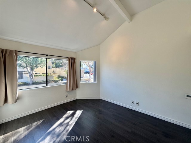 Detail Gallery Image 10 of 30 For 13096 Le Parc #92,  Chino Hills,  CA 91709 - 2 Beds | 2/1 Baths