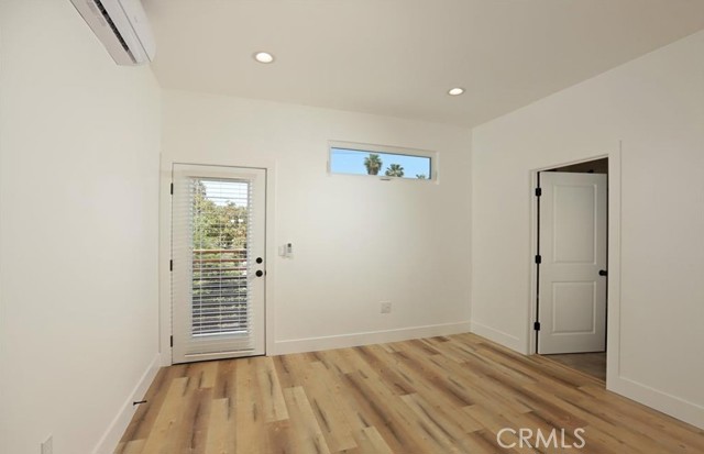 Detail Gallery Image 18 of 23 For 4539 1/2 St Elmo Dr, Los Angeles,  CA 90019 - 4 Beds | 3 Baths