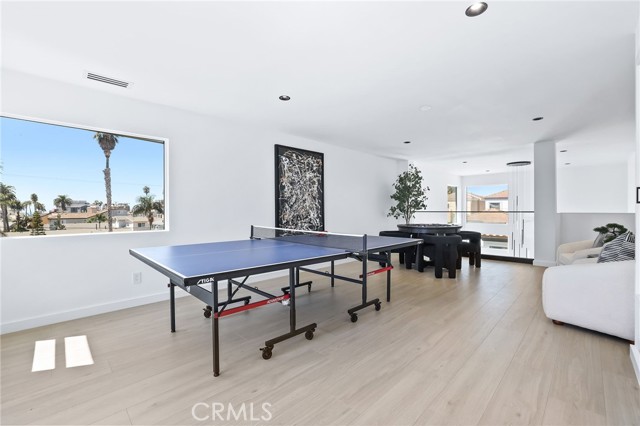 309 8th Street, Huntington Beach CA: https://media.crmls.org/medias/f8d37011-17fa-45ff-a0d5-f8c008f4d3fa.jpg