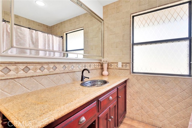 Detail Gallery Image 33 of 58 For 18186 Bangor, Hesperia,  CA 92345 - 4 Beds | 3 Baths