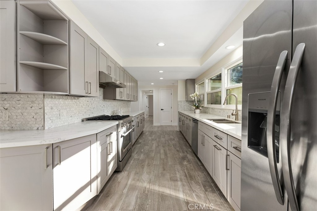 MLS #OC26007702 image #8