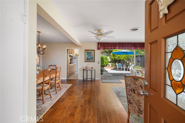 30802 Marilyn Drive, Laguna Beach CA: https://media.crmls.org/medias/f8d46c2e-98e7-46a1-a01d-d1caa4aa15d3.jpg