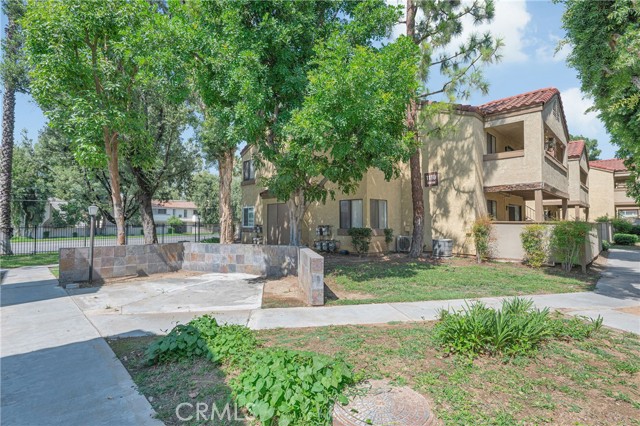 Detail Gallery Image 31 of 33 For 1110 W Blaine St #102,  Riverside,  CA 92507 - 2 Beds | 2 Baths