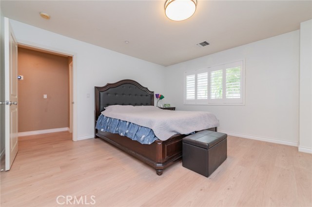 Detail Gallery Image 10 of 20 For 819 W Duarte Rd, Monrovia,  CA 91016 - 4 Beds | 2/1 Baths